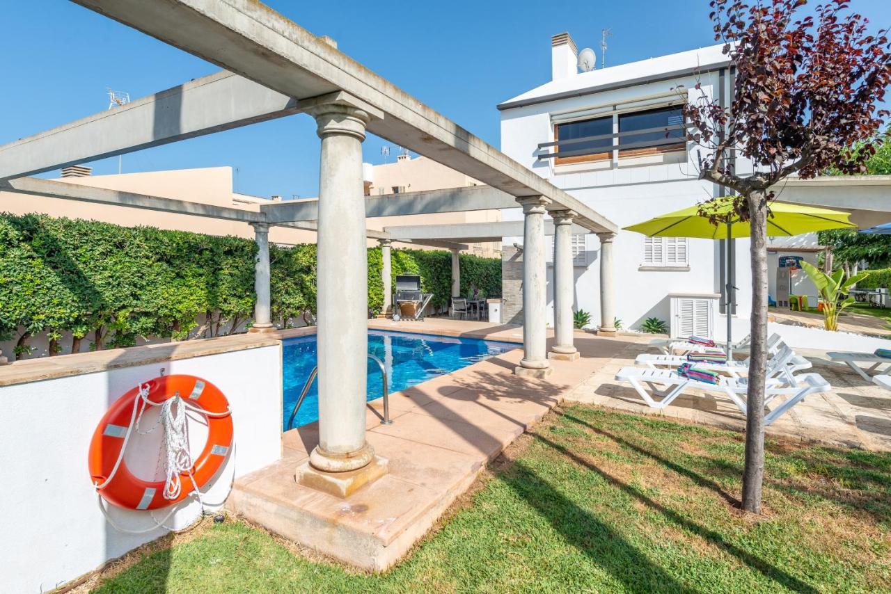 Estrel Villa Can Picafort  Luaran gambar