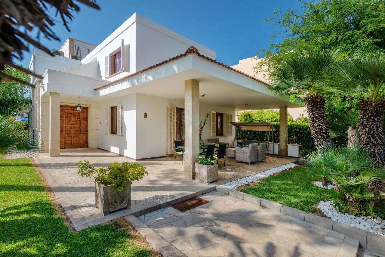 Estrel Villa Can Picafort  Luaran gambar